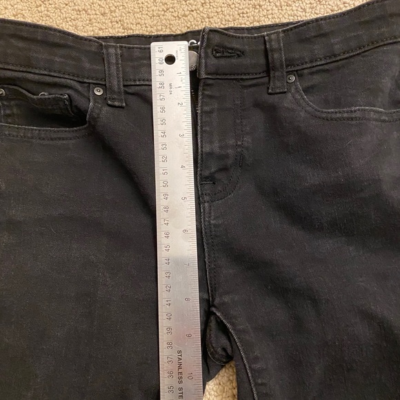 Gap Black Distressed Jeans - Picture 5 of 6